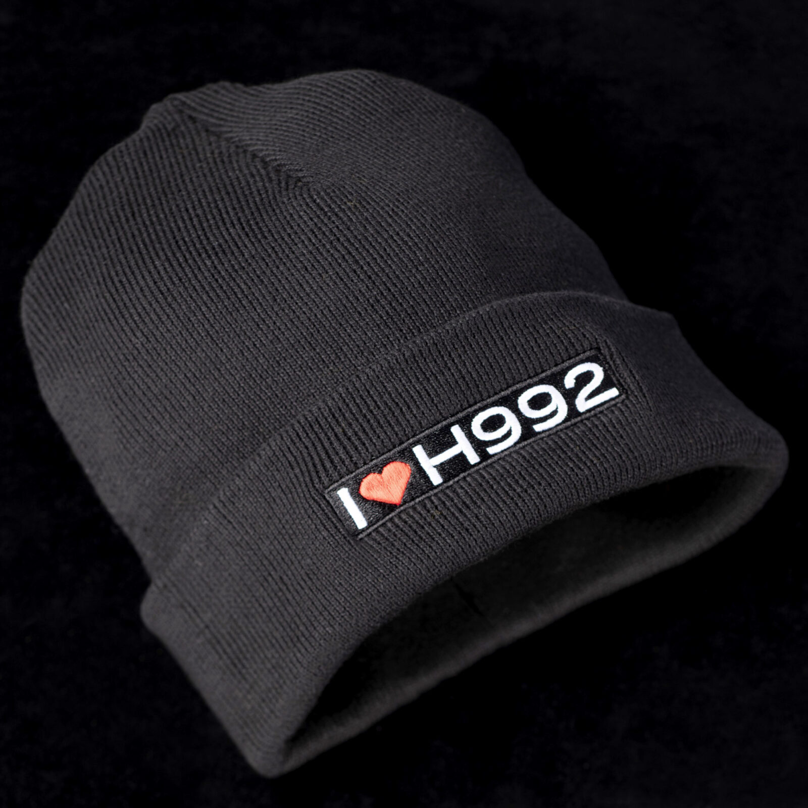 H992_BEANIE_ILOVEH992_DSC0444_3000px_carre