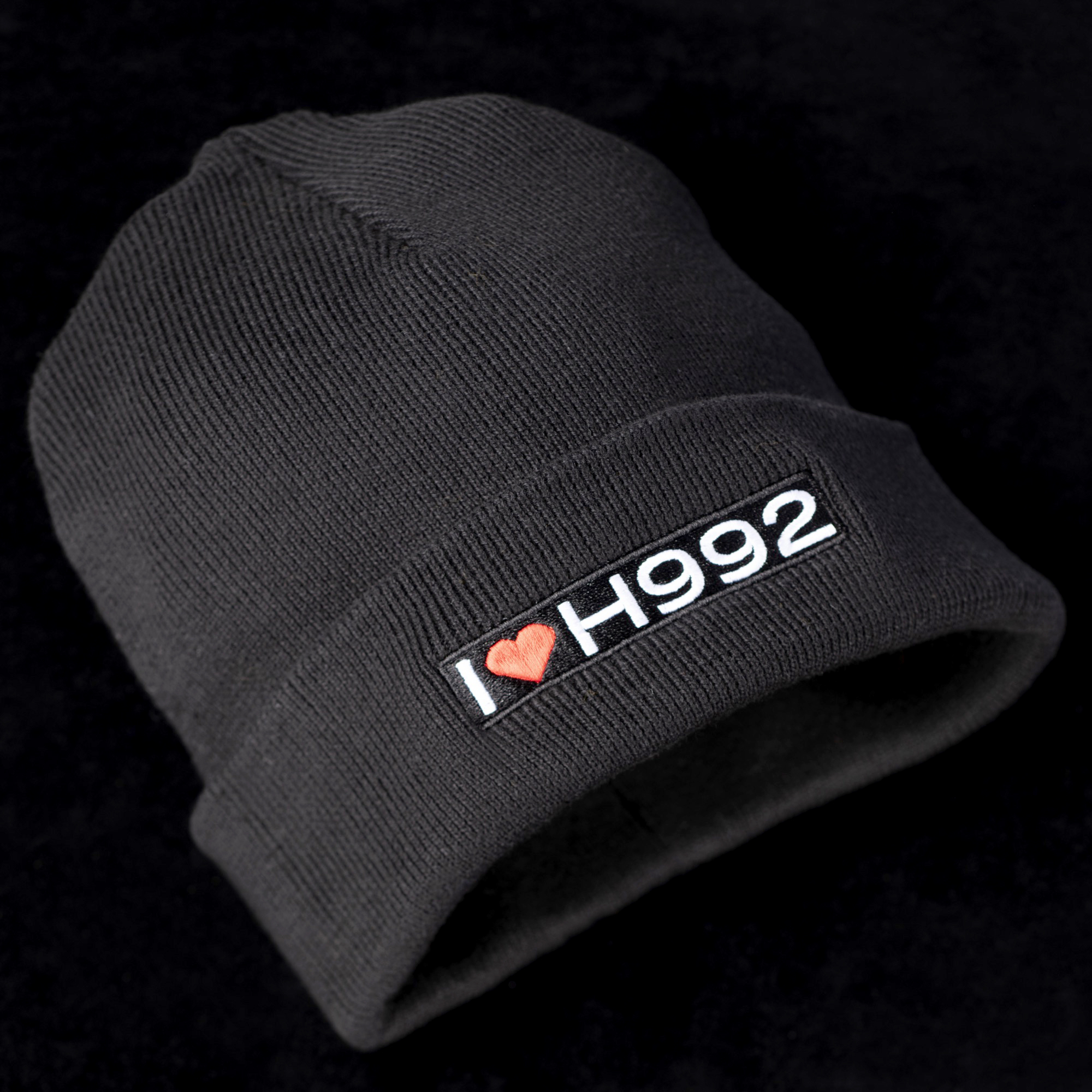 H992_BEANIE_ILOVEH992_DSC0444_3000px_carre