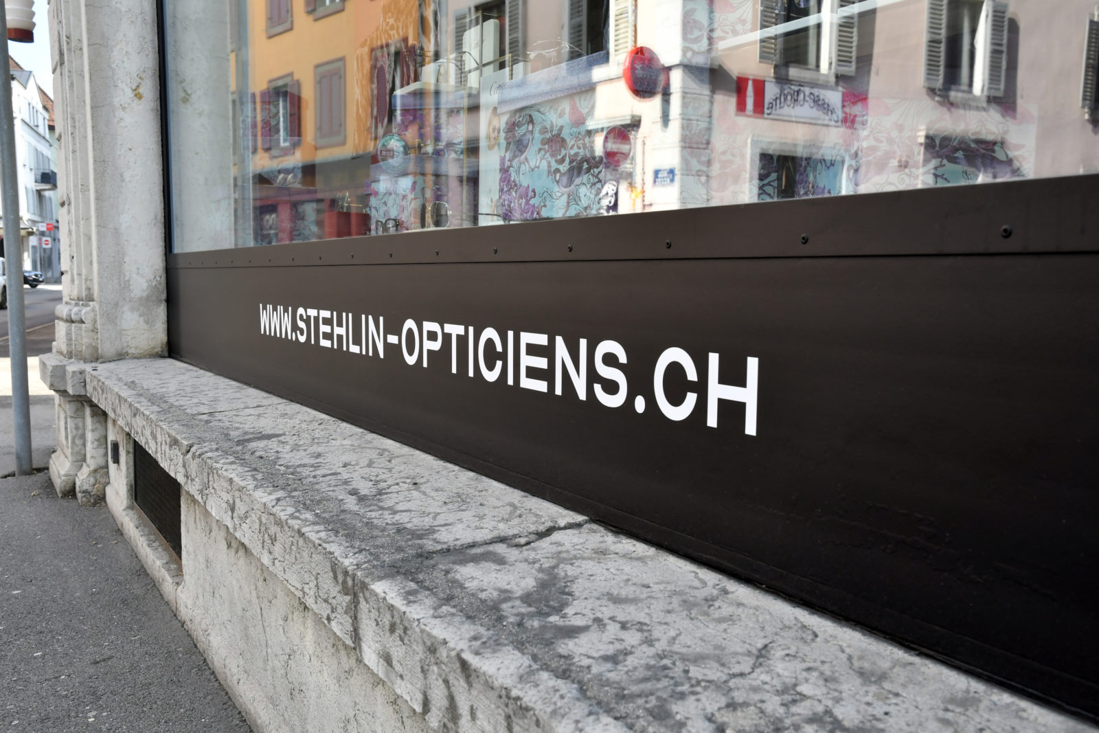 SUPERO_STEHLIN_VITRINE_D50_4196