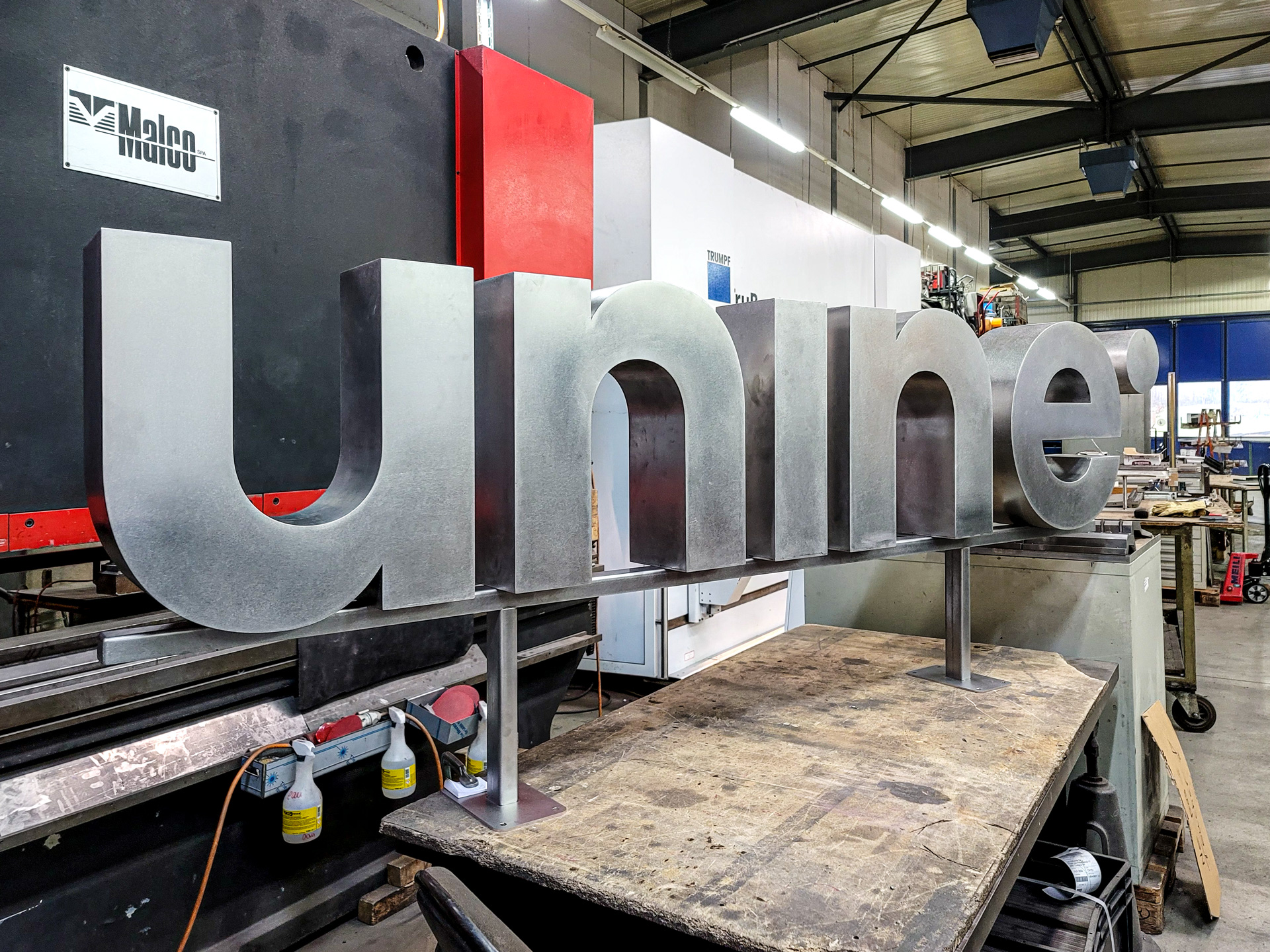 SUPERO_unine_logo-01